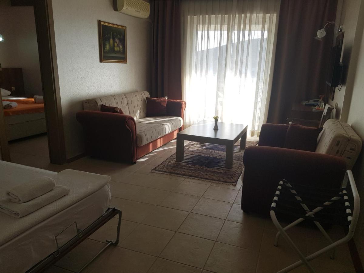 My Solmaz Hotel Çeşme Buitenkant foto