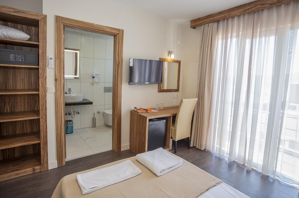 My Solmaz Hotel Çeşme Buitenkant foto